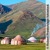 Campamento de yurtas en el valle de Tash Rabat (Kirguistán)