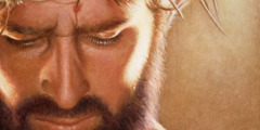 يسوع وعلى رأسه تاج من شوك