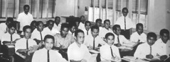 A Kingdom Ministry School class in the Philippines, 1966