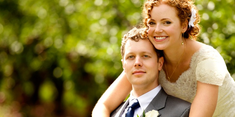 A husband and wife on their wedding day