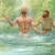 Potem ko Janez krsti Jezusa, se na Jezusa spušča Božji duh.