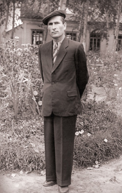 Nikolai Dubovinsky at a labor camp in Mordvinia in 1963