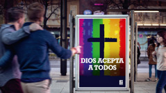 Un anuncio de una iglesia que tolera la homosexualidad