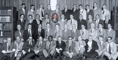 Léonce Crépeault avec d’autres itinérants lors d’une réunion tenue en 1977, à Toronto.