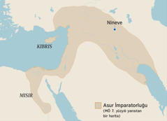 MÖ yedinci yüzyılda Asur İmparatorluğu’nun sınırlarını gösteren bir harita. Haritada Mısır, Kıbrıs Adası ve Nineve görünüyor.