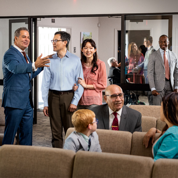 Como a Bíblia descreve Paulo?