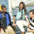 Adolescenti in barca
