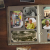 Spominki in album starejših in novejših fotografij, na katerih so prikazane Jehovove priče in različne oblike svete službe.