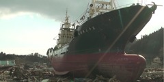 Brod nakon tsunamija u Japanu