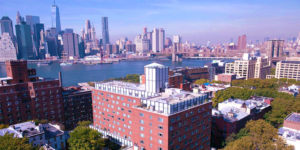 ブルックリンにあるコロンビア ハイツ107番の建物が売却成立